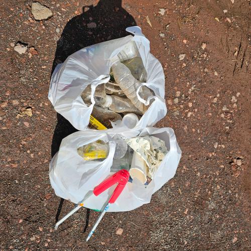 쓰레기가 너무많아요